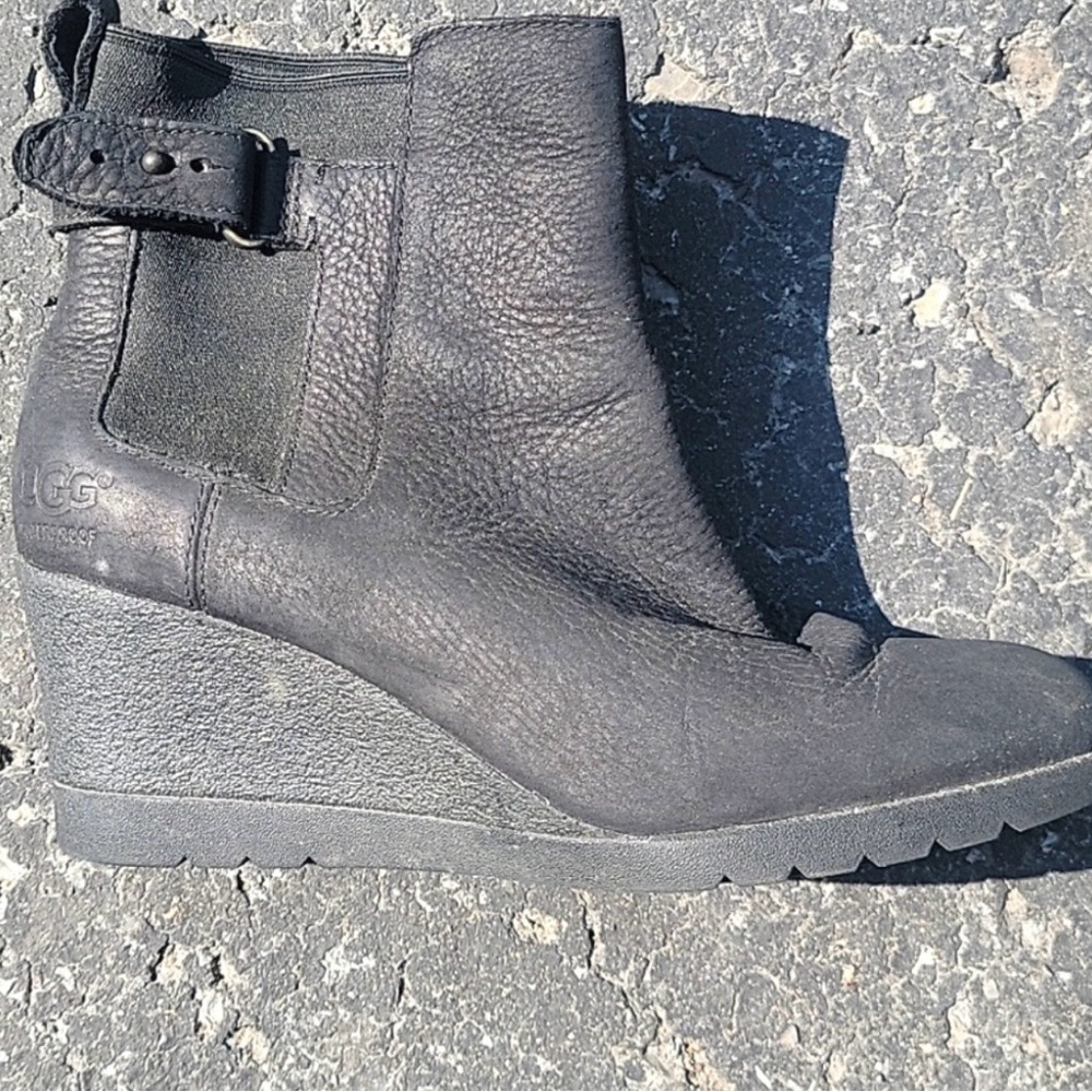 UGG Women's Black Leather Wedge Boots